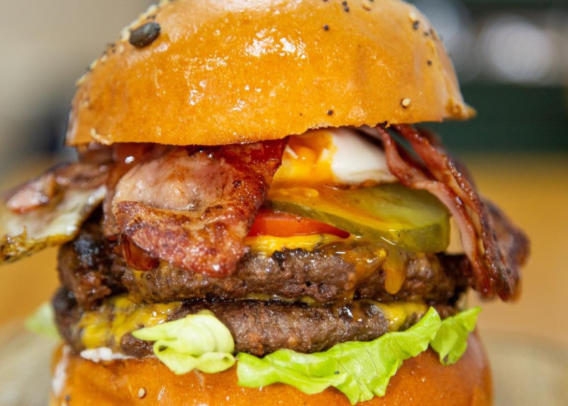 Burger CAB (Chicken Amada Burger)